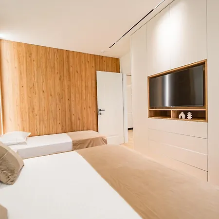 Aria's Apartment *