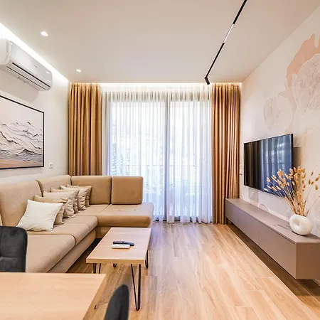 Aria's *